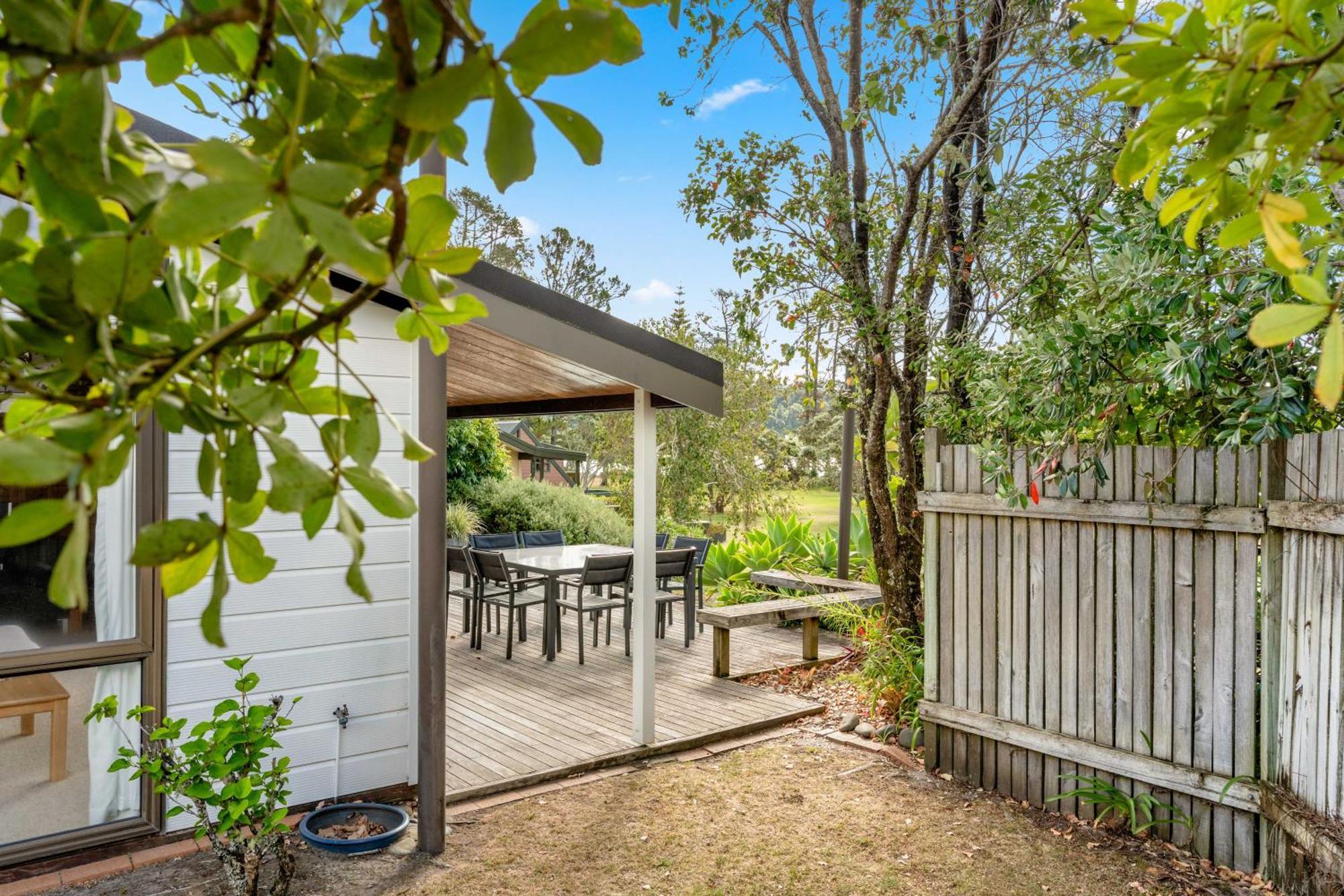 Pauanui Beach House Suntrap Exterior photo