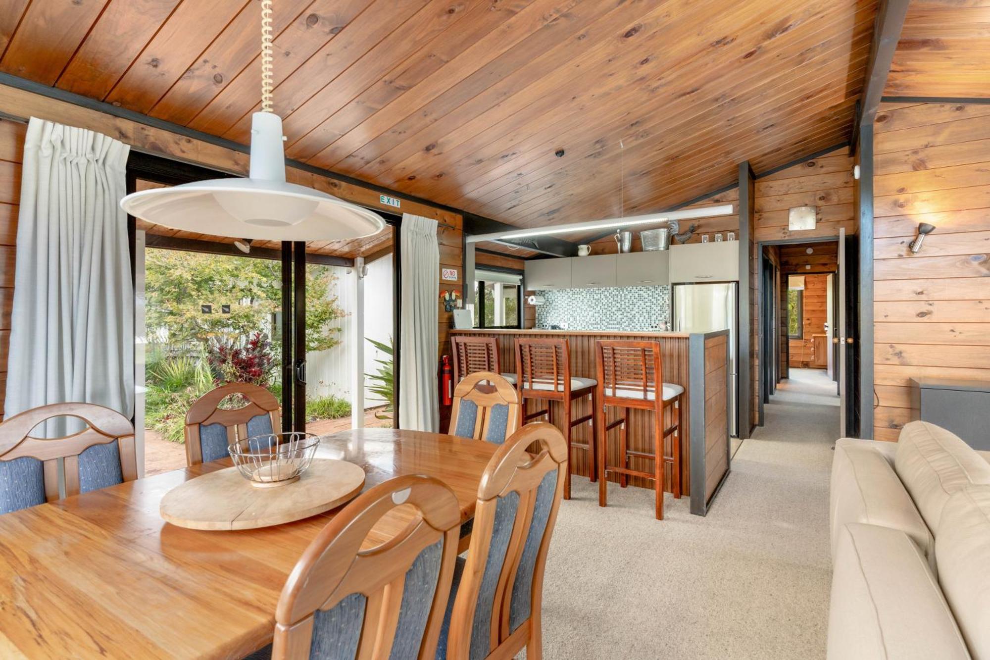 Pauanui Beach House Suntrap Exterior photo