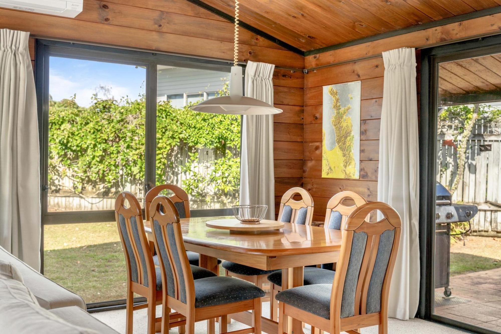 Pauanui Beach House Suntrap Exterior photo