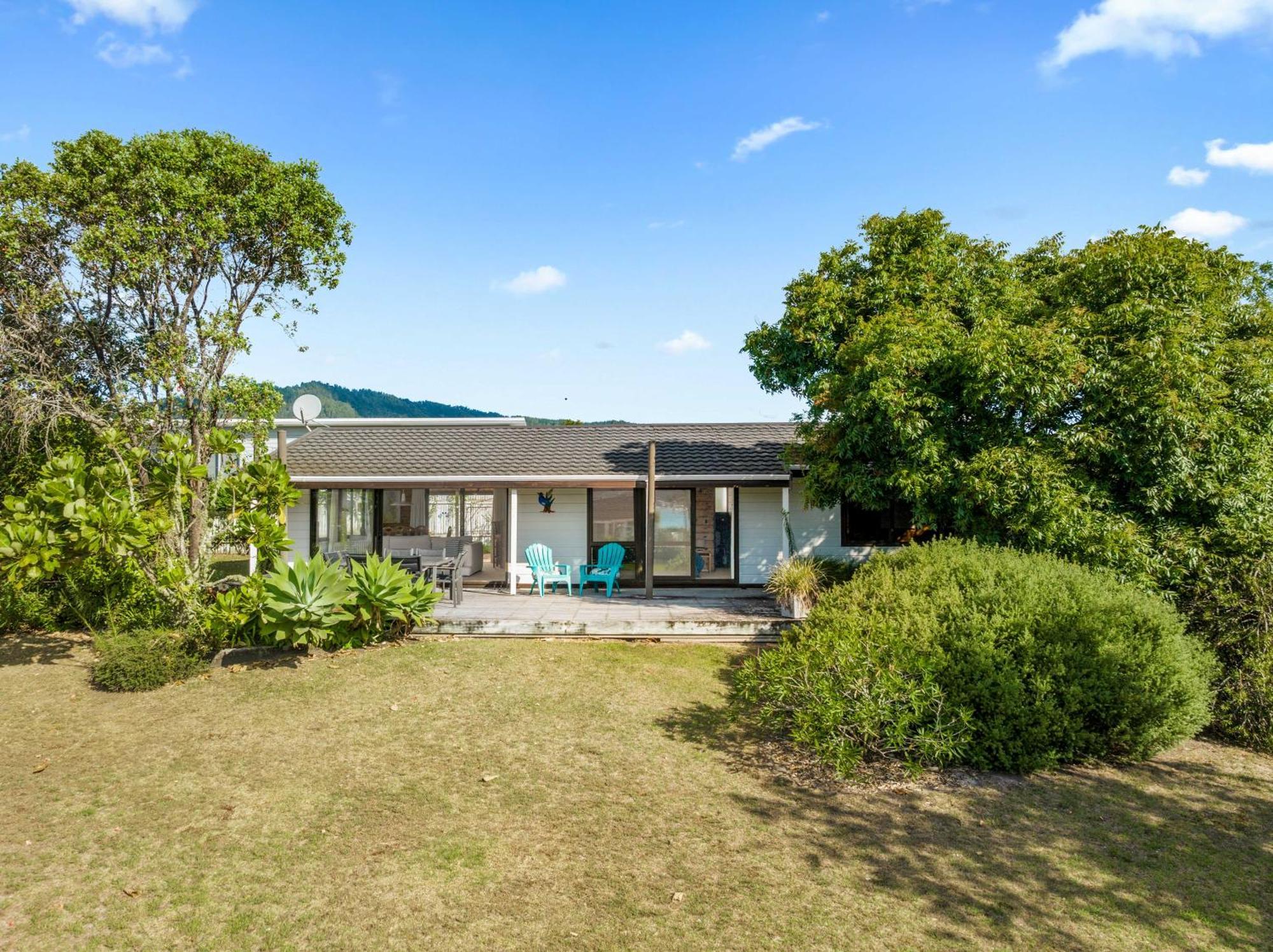 Pauanui Beach House Suntrap Exterior photo